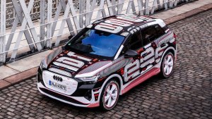 1579787812_audi-q4-e-tron-prototype-exterior(10).thumb.jpg.67cd6df1760390945098ffacd41fc4fc.jpg