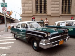 1500691003_FordCustom300NewYorkPolice.thumb.jpg.81f89a88990699a81067fea027d52669.jpg