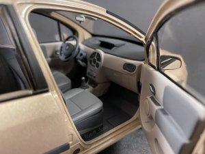 1400172489_2004RenaultModus(8).thumb.JPG.d6e3db26079fb4ffd7c7c77bc0938635.JPG