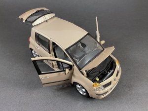1836636606_2004RenaultModus(6).thumb.JPG.4440bbc753cd8813da4eb7325f747750.JPG