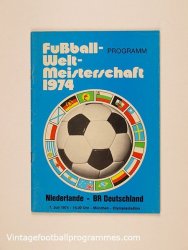 1974-fifa-world-cup-final-net-102-1.thumb.jpg.fe05fb1dd542d5d8c7aded4fd41cb7c7.jpg