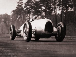2018719780_Auto-Uniontyp22(P-wagen)_1934.2.thumb.jpg.5d3aca04c21633d3d833fed17559ebc6.jpg