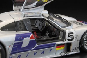 234464757_Mercedes-BenzCLKLMLeMans1998Autoart89831_14.thumb.jpg.7159501fec6e3213ceb61581dab959e7.jpg