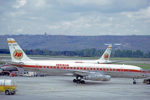 Douglas_DC-8-55F_EC-BMV_MAD_05_05.73_edited-2.thumb.jpg.02ac27731b98406bcc8f522140fa0843.jpg