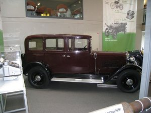 horch_61b.thumb.jpg.36e8b6819eb2941bd39564605b955167.jpg