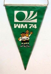 w_cup_pennant.thumb.jpg.dcc344fd6a3d250f8b22951fc2f69b0b.jpg