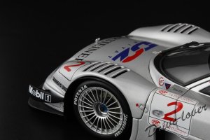 1367231255_Mercedes-BenzCLKLMFIAGT1998Autoart89833_14.thumb.jpg.1d821e3a74565aa7f653651fd3cf5283.jpg