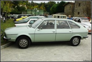 2138383170_1978Renault20TS(23).thumb.jpg.28a121054379b2a3814edd3fe16a970c.jpg