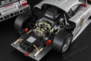 485904631_Mercedes-BenzCLKLMFIAGT1998Autoart89833_17.thumb.jpg.1ed5b1a4f503bf8b802eb17cbbea8a42.jpg