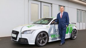 Peter-Gutzmer-Entwicklungschef-Schaeffler-react169Big-88312bc6-837926.thumb.jpg.b2f3b12b030a6bca2c3cfc7ccedd181b.jpg