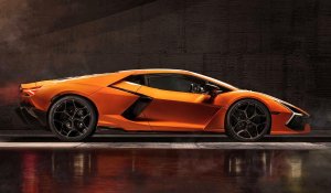 lamborghini-revuelto-03.thumb.jpg.0bd0b4531753afa996f97721c50542f6.jpg