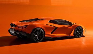 lamborghini-revuelto-06.thumb.jpg.44e28969aa0f2f423183fd427f2a127a.jpg