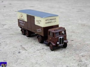 AEC Artic Box Van HITCHMANS DAIRES_0-0.jpg