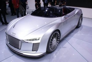 audi-e-tron-spyder-concept_01-768x514.thumb.jpg.b5793cca052d85e636c416f25fb28eb3.jpg