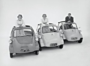 bmw-isetta-knutschkugel-oldtimer-autos.jpg