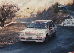 120745433_Peugeot309GTI1990RMC20Delecour(21).thumb.jpg.34d6d77949a052c0c870cee2ae445d89.jpg