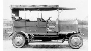 AutoCult-Daimler-Dernburg-Wagen-1907-3.thumb.jpg.a45b3bc706a3535c16c7ddeee4cb0e31.jpg