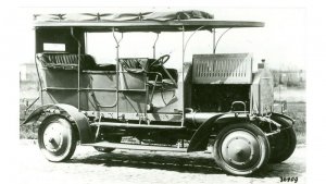 AutoCult-Daimler-Dernburg-Wagen-1907-4.thumb.jpg.42243df2bc9d366045cdbbe90d34509d.jpg