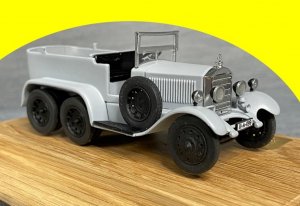 Mercedes-Benz G1 (W103) civil.jpg