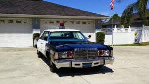 1413230810_1978ChryslerNewportPoliceCar16.thumb.JPG.b2827a95c545a518c82604ba999d7b90.JPG