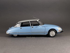 327365358_1973CitroenDS23Pallas(TheMentalist)(6).thumb.JPG.3d3972d4bf06127ee88b9452b6bc5b85.JPG