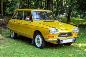 726930685_1969CitroenAmi8Club(21).thumb.jpg.205375d850cd5ca577265cd86aa9fb72.jpg