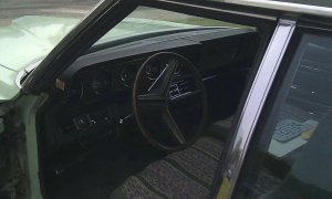 interior.thumb.jpg.3847c0db5c40a6d128107b01d81918ba.jpg