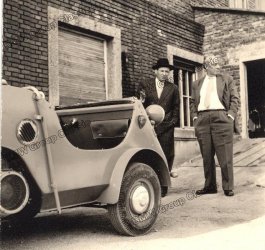 784480896_1955BMWIsettaKleinlieferwagenPrototyp_1.thumb.jpg.159a8408a8ee7d7c859f0e9d61a7baff.jpg