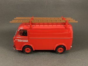 114353084_1956PeugeotD4AVanPompiers(3).thumb.JPG.1b2cde5b060b13193df0ff1f49efbba1.JPG
