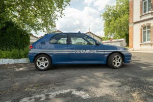 1247655676_1999Peugeot306S16Gendarmerie(25).thumb.jpg.624b9904057d0afcb622e3cb2e3d906c.jpg