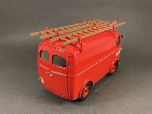 1272001384_1956PeugeotD4AVanPompiers(5).thumb.JPG.f3f4c9ab27d616682b6851e9ccd82322.JPG