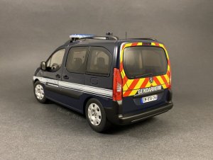 2058159697_2018PeugeotPartnerGendarmerie(5).thumb.JPG.ab8ff3f164bbbb6507939d0b2b98ba5e.JPG