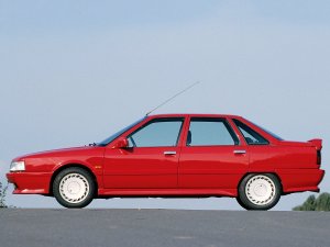 26130517_1988Renault21MK1(23).thumb.jpeg.47e1c5c4f2ab582cb99b7601fb14ce95.jpeg