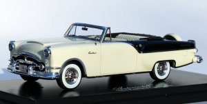 Automodello 1954 Packard Caribbean.jpg
