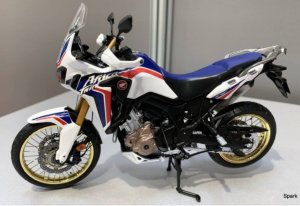 2017 Honda CRF 1000L Africa Twin Spark (1).jpg