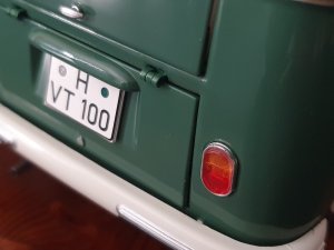 010.jpg