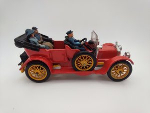 1910 Daimler с фигурками (Corgi 9021) - 6.jpg