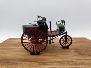 1888 Benz Patent-Motorwagen Model 3 2,5PS open (RSM LE 2 of 15) - 4.jpg