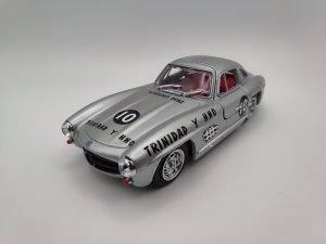 1957 Mercedes-Benz 300SL W198 #10 National Havana M.Bolanos (Bang 1028) - 1.jpg