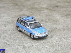 VW Passat Variant_1-0.jpg