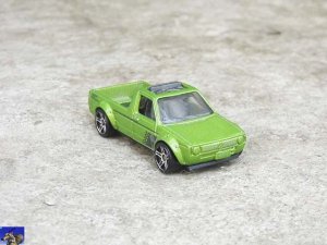 Volkswagen Caddy_0-0.jpg