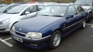 1993_Vauxhall_Carlton_2.0i_Diplomat_(15891856131).thumb.jpg.1863492f1d20ba5289e5333bc4faacac.jpg