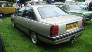 1993_Vauxhall_Carlton_2.6i_Diplomat_(14319172874).thumb.jpg.d607e2ad0275c15154515e027c281eea.jpg