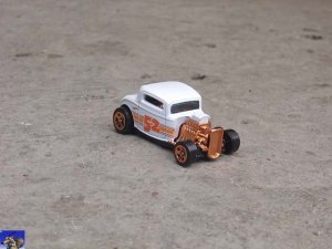 32 Ford_0-0.jpg
