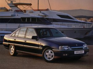 vauxhall_carlton_diplomat.thumb.jpg.b62a946049c161a6f753407cf2c1c296.jpg