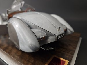 055.jpg