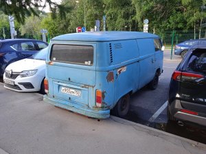 Lieferwagen10.thumb.jpg.37cabb70754a65b7c38e26bb295668f0.jpg