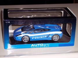 Autoart_1_18_Lamborghini_Gallardo_Police_Car.jpg